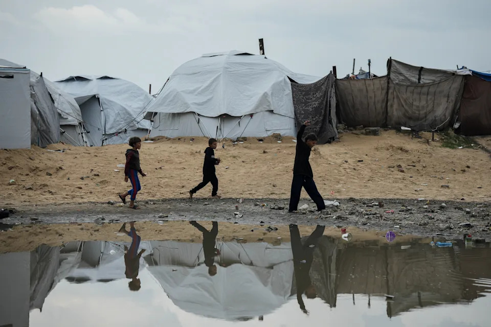 Aid Into Gaza Falls Far Short Of Ceasefire Target, Israeli Data Shows - Image 4