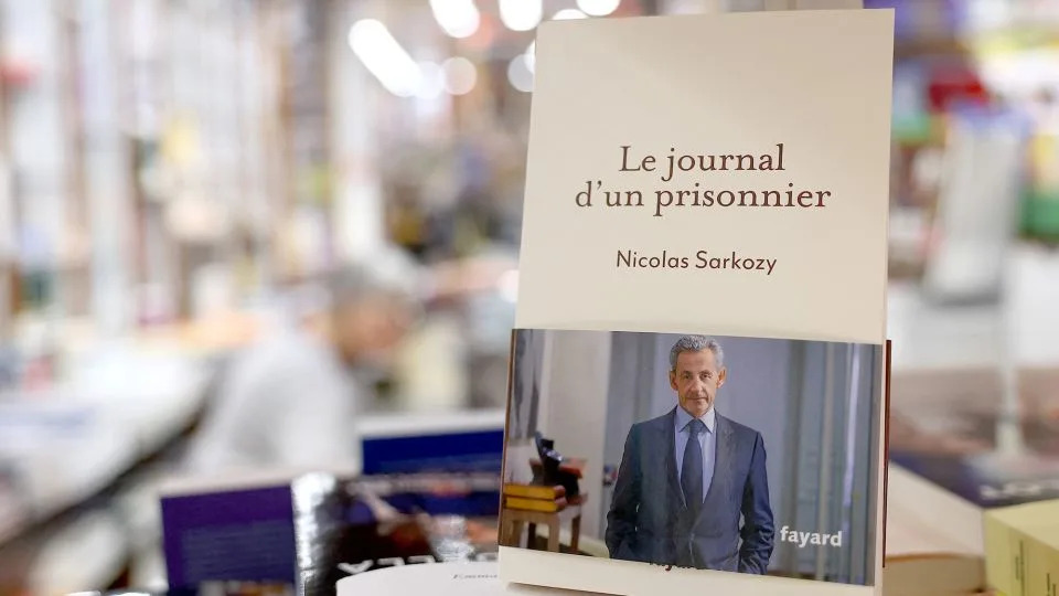 The Hardest Bed He Ever Felt: Sarkozy’s 213-Page Memoir of 20 Days in La Santé - Image 1