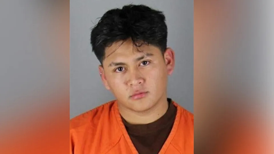 Augsburg Campus Clash: DHS Says Administrator Blocked ICE Arrest Of Student; University Disputes Account - Image 1