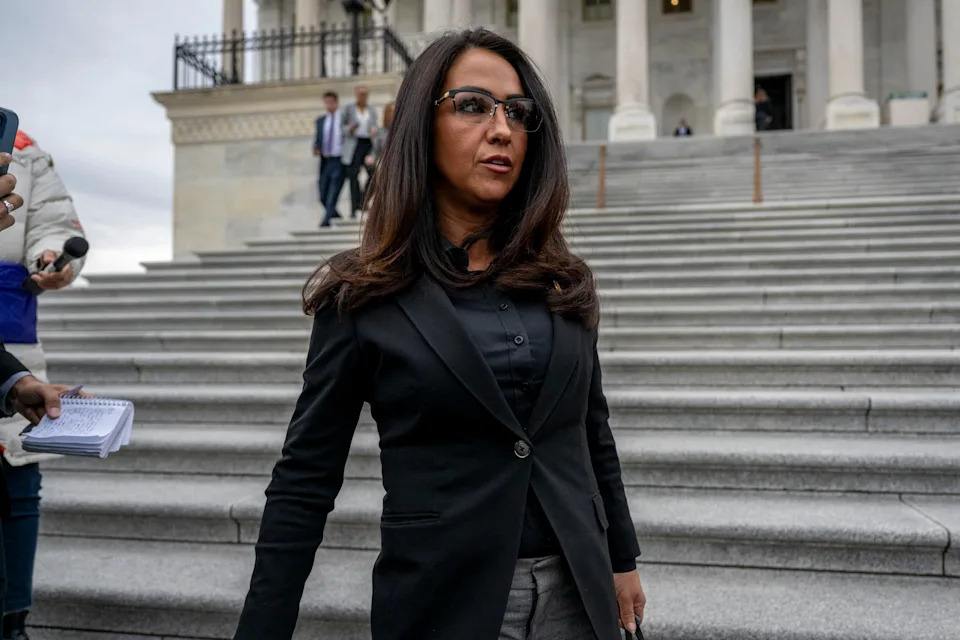 Lauren Boebert Barred From Letting All Staff Into George Santos’ 'Santos Claus' Party — Video Shows Doorroom Drama - Image 1