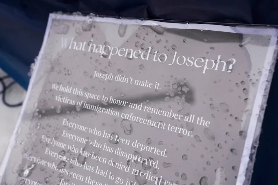 Churches Recast Nativity Scenes With Zip Ties, Gas Masks and “ICE” to Protest Immigration Raids - Image 3