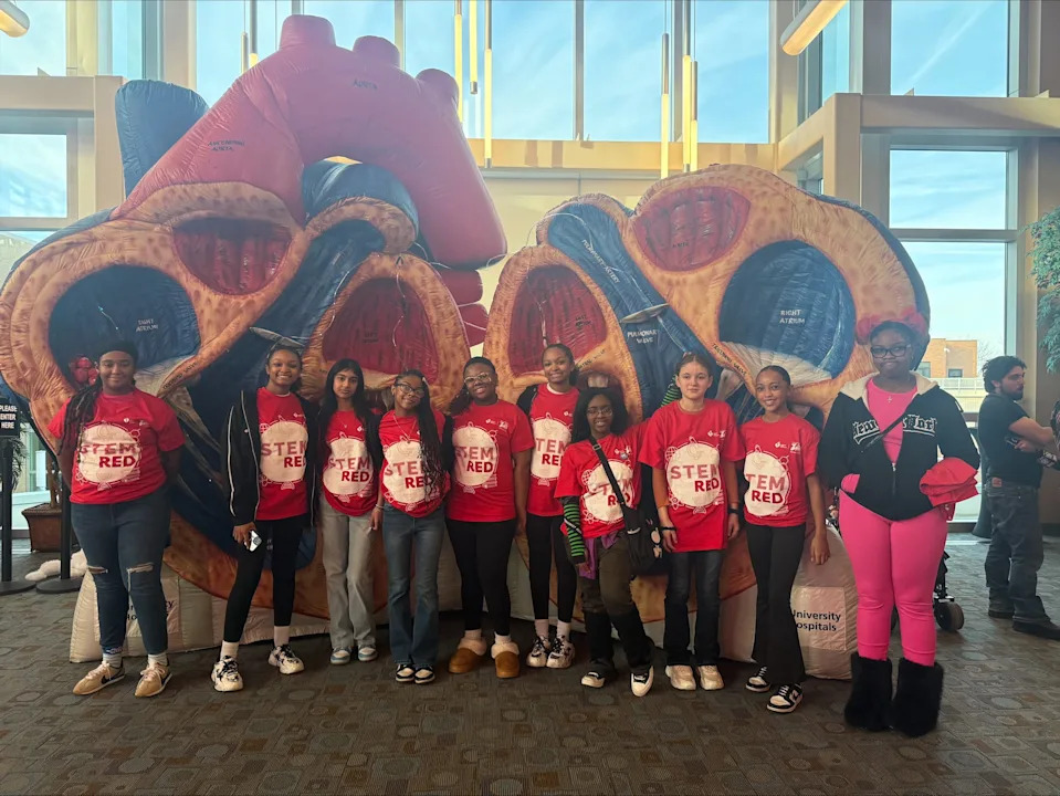 225 Middle School Girls Explore STEM Careers at NEOMED Through 'STEM Goes Red' - Image 1