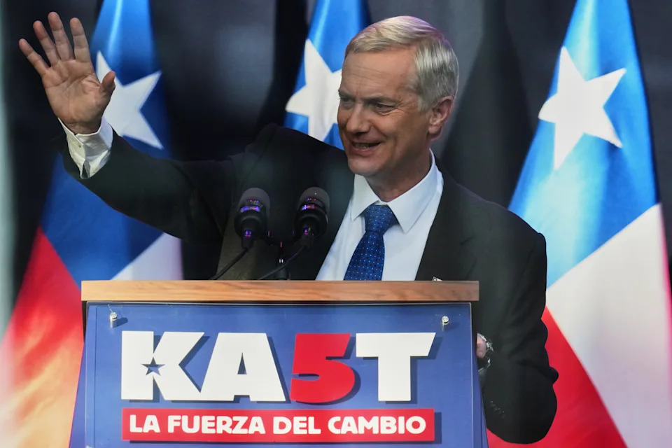 Chile at a Crossroads: Kast Leads Runoff on Crime and Migration, Jara Appeals to Preserve Social Gains - Image 2
