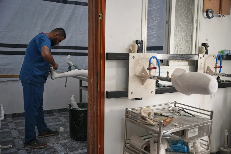 “My Future Is Paralyzed”: Gaza Amputees Struggle as Prosthetics Shortage and Slow Medevac Stall Lives - Image 4