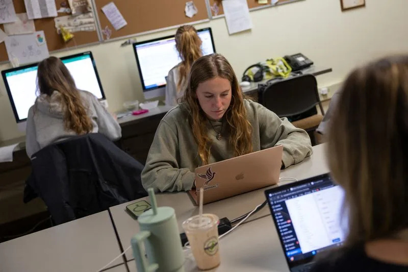 Students Map ICE Sightings in Chicago, Turning Rumors Into Verified Alerts - Image 2