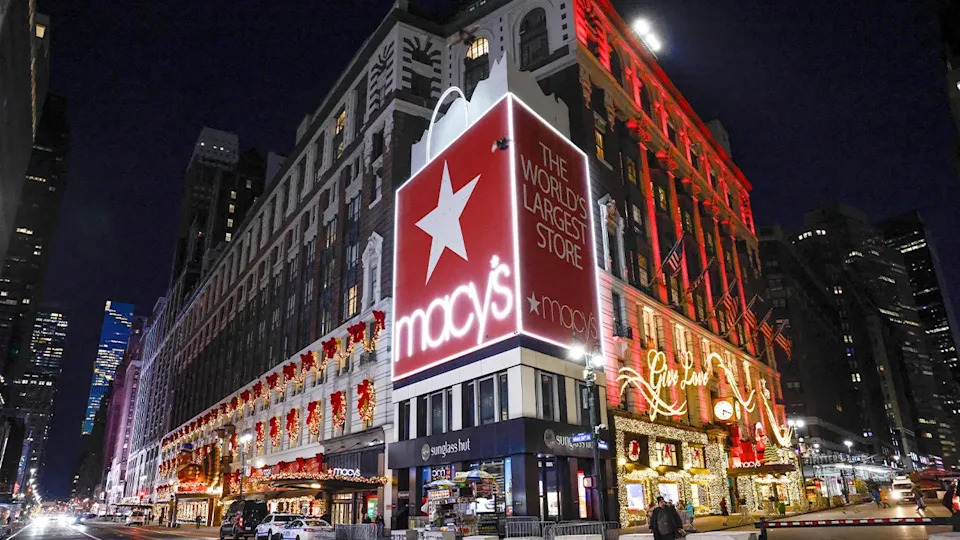 Macy’s Herald Square Stabbing: Suspect Released From Psychiatric Ward Hours Before Alleged Attack - Image 1
