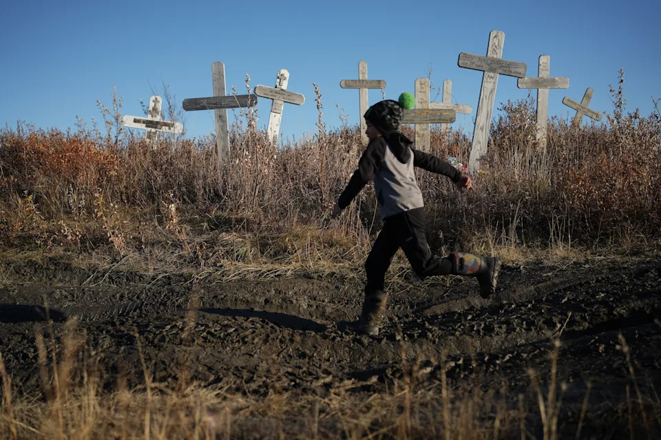 In Alaska’s Warming Arctic, An Inupiaq Elder Passes Hunting Traditions As Habitat Shifts - Image 2
