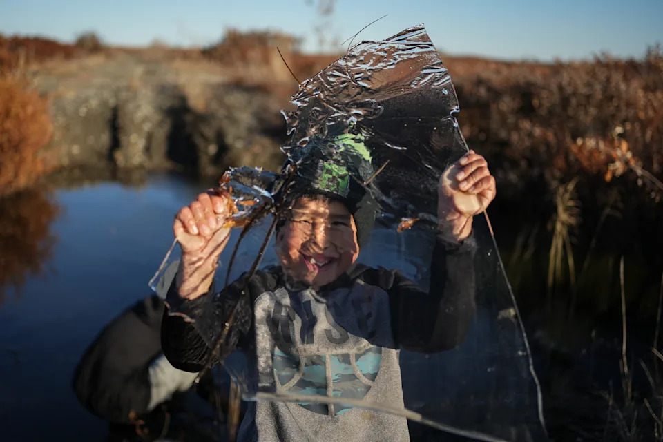 In Alaska’s Warming Arctic, An Inupiaq Elder Passes Hunting Traditions As Habitat Shifts - Image 12