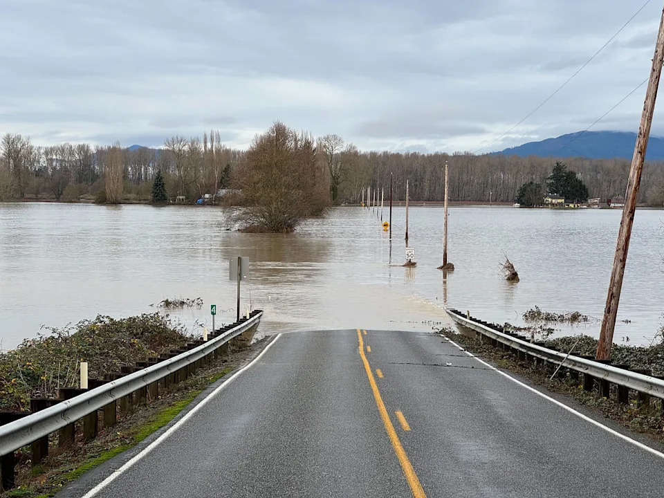 Washington State Assesses Widespread Flood Damage as Another Atmospheric River Looms - Image 1