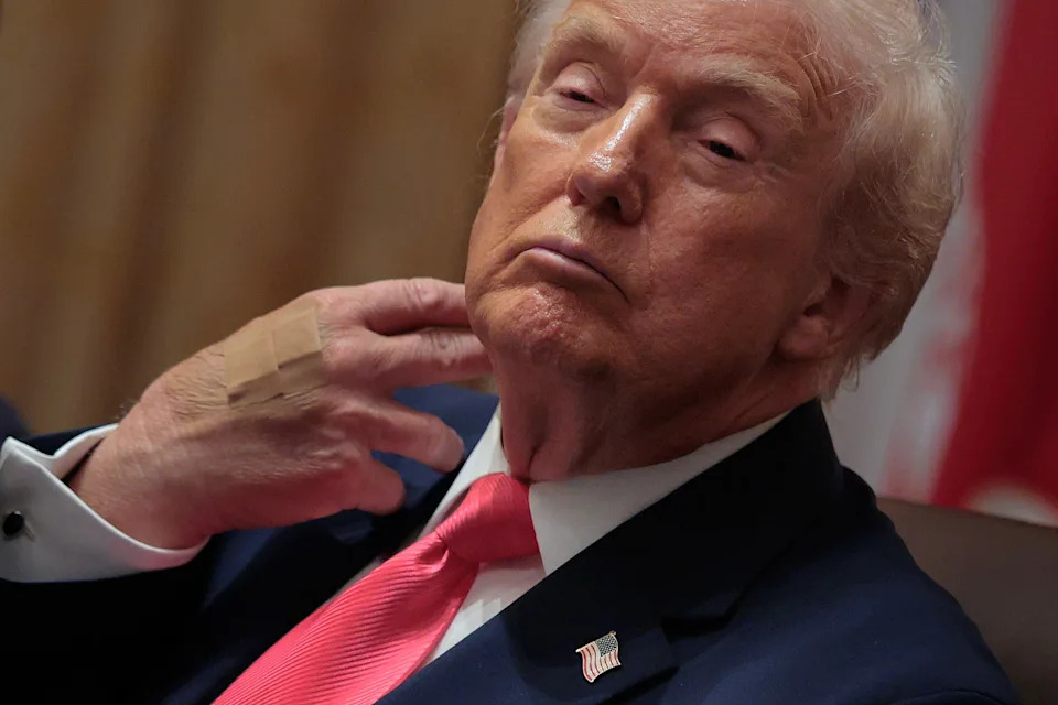 Jake Tapper Says White House Is Withholding Full Details About Trump’s Health - Image 2