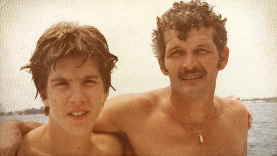 Brothers Dig Up Grandfather’s Remains in Basement, Uncover Decades of Family Secrets - Image 17