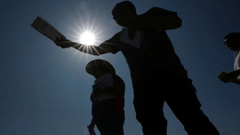 Texas Redistricting May Yield Fewer GOP Gains As Latino Voters And Special Elections Shift The Math - Image 1