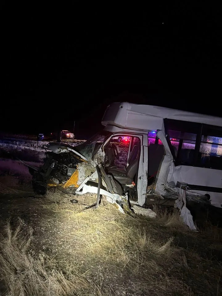Utah Crash: Pickup Crosses Centerline, Driver Killed; 18 From School Bus Hospitalized, 2 Critical - Image 2
