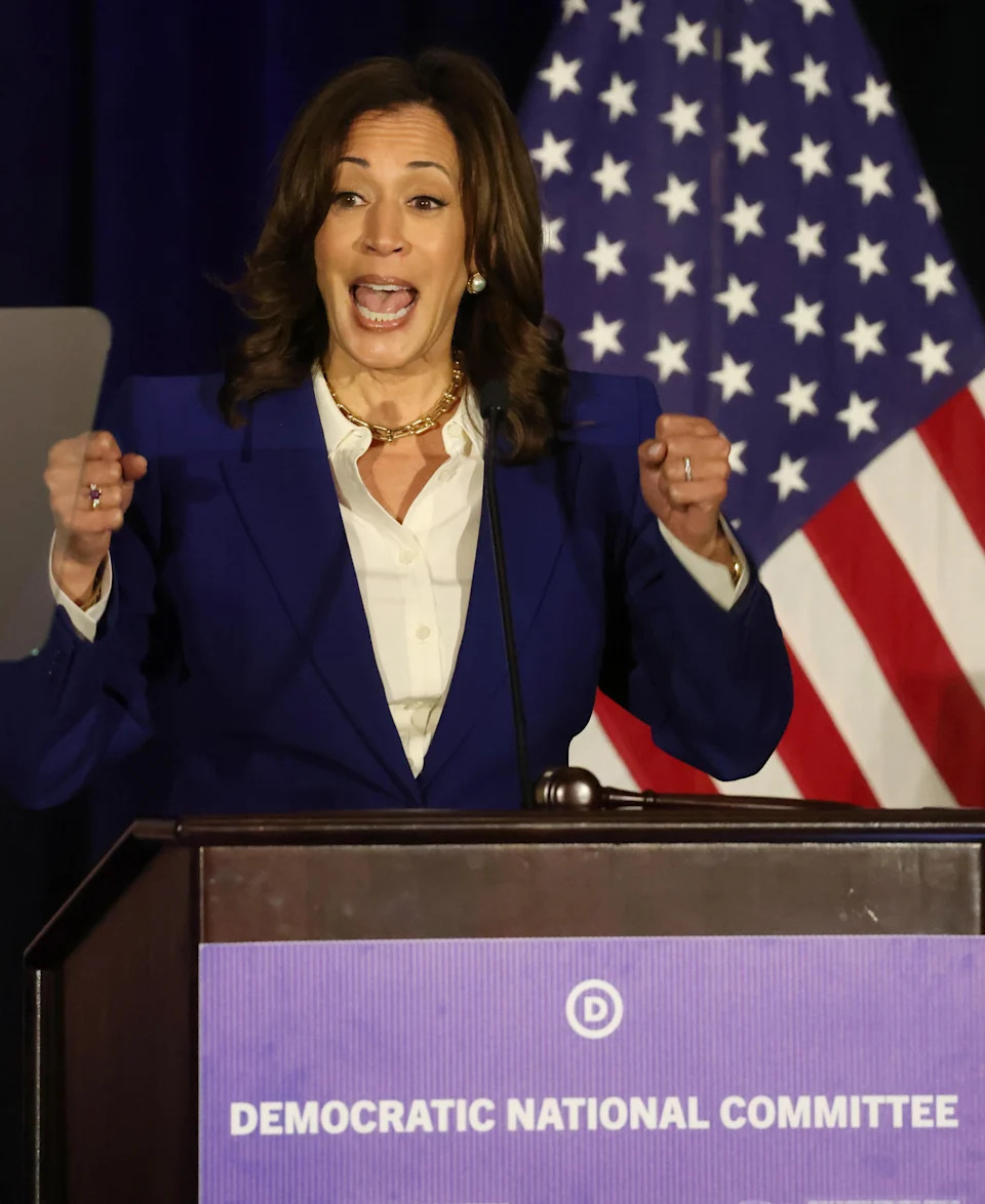 Kamala Harris Lays Groundwork for 2028 With Stark 'Both Parties' Rebuke - Image 1