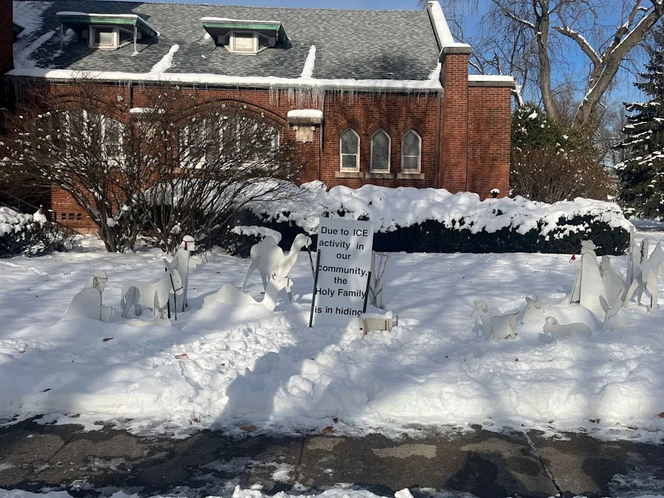 Church Nativity Displays Protest ICE Enforcement, Sparking Heated Debate Between Faith Leaders and Officials - Image 1