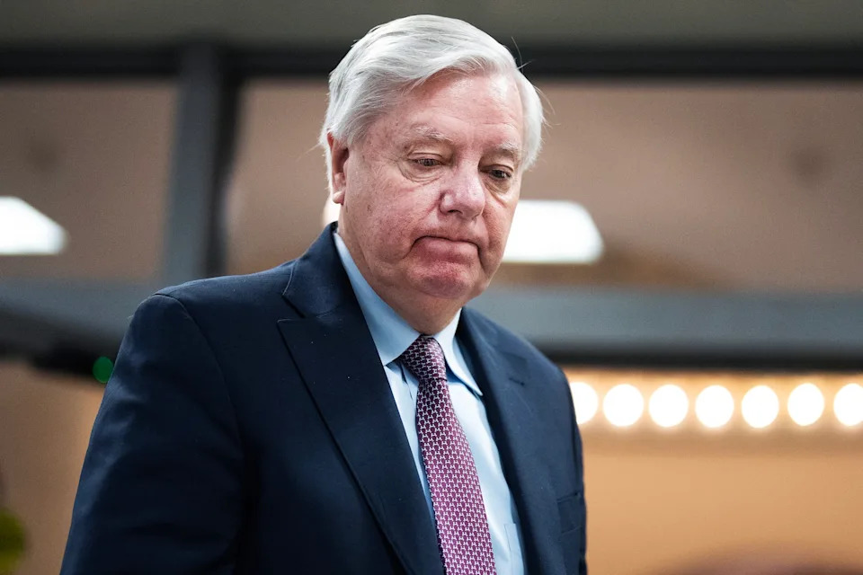Lindsey Graham Drops Support For The Dream Act — What It Says About Bipartisan Immigration Deals - Image 1