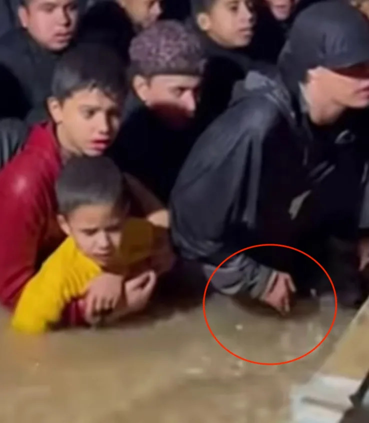 Fact Check: Viral Gaza Flood Videos From December 2025 Are AI-Generated, Not Real Footage - Image 3