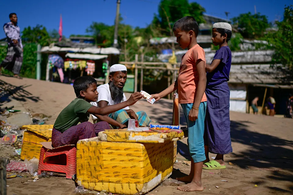 Photo Essay: U.S. Aid Cuts Deepen Hardship for Rohingya Children in Bangladesh Camps - Image 9