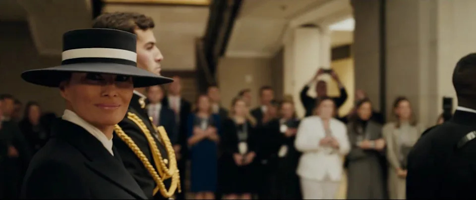 Melania Abruptly Skips Dover Dignified Transfer for Fallen U.S. Soldiers — White House Silent - Image 2