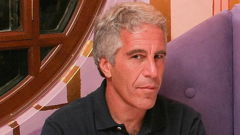 Top House Democrat Rejects Claims He 'Cherry-Picked' 92 Epstein Photos From 95,000-Image DOJ Cache - Image 1