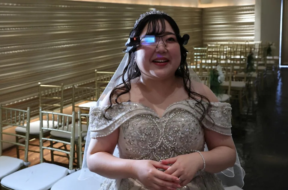 Japanese Woman Marries AI Chatbot Modeled on Video‑Game Character — Rings Exchanged via AR Glasses - Image 3