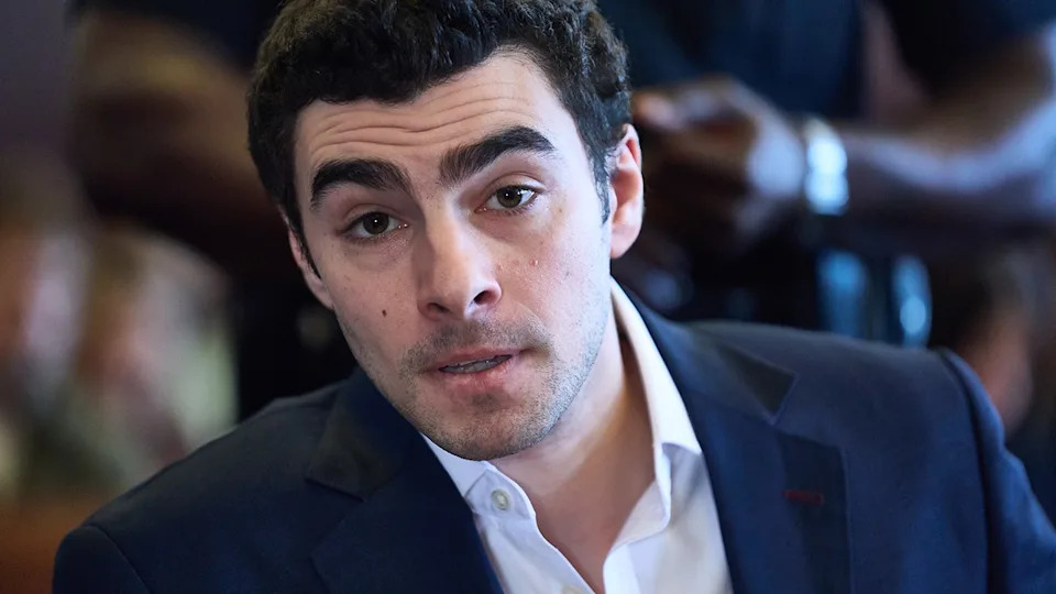 Defense Says NYPD, Prosecutors Repeated False Quote From Suspect’s Mother As Judge Weighs Evidence in Mangione Case - Image 2