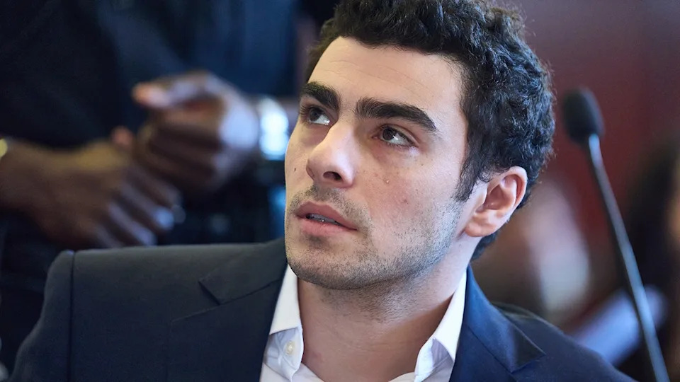 Defense Says NYPD, Prosecutors Repeated False Quote From Suspect’s Mother As Judge Weighs Evidence in Mangione Case - Image 4