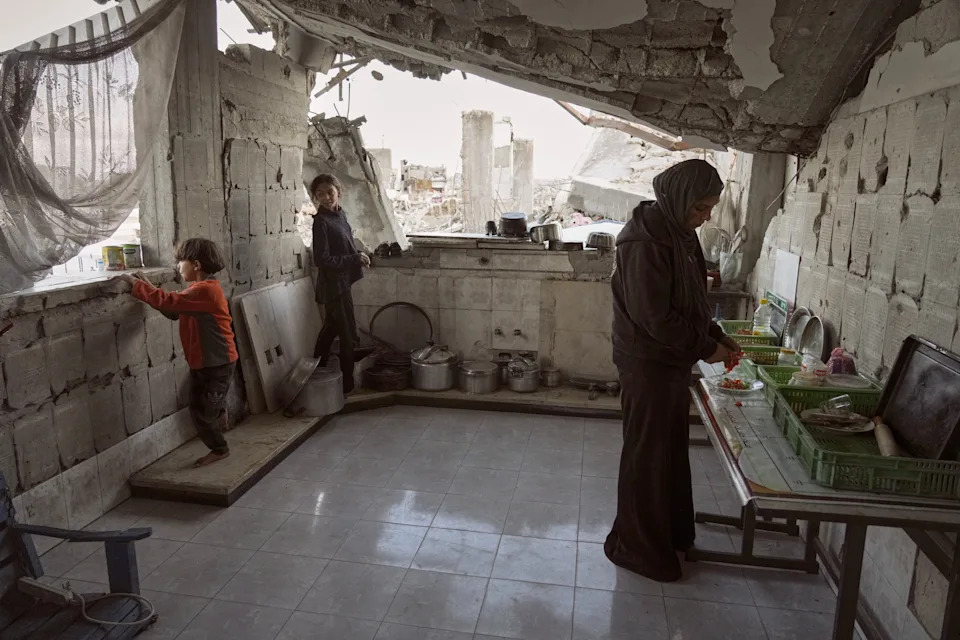 Photo Essay: Gaza Families Rebuild Lives Amid Rubble As Fragile Truce Holds - Image 11