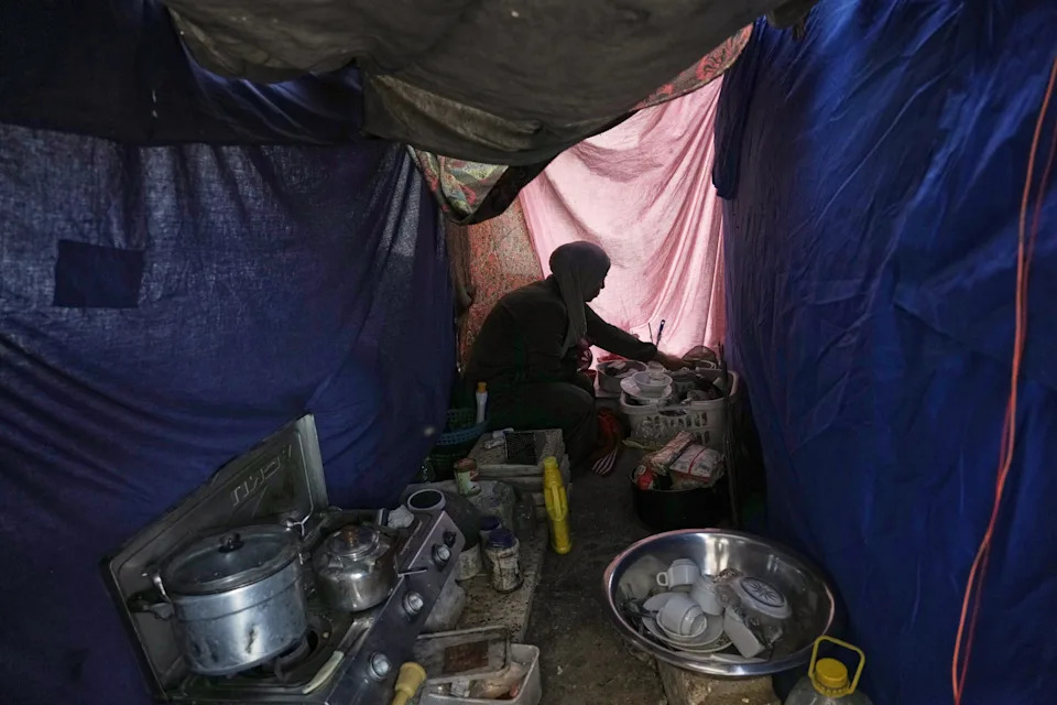 Photo Essay: Gaza Families Rebuild Lives Amid Rubble As Fragile Truce Holds - Image 17