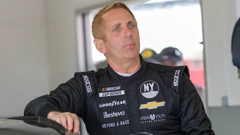 Seven Killed in North Carolina Jet Crash; Investigators Examine Wreckage — Former NASCAR Star Greg Biffle Among Victims - Image 1