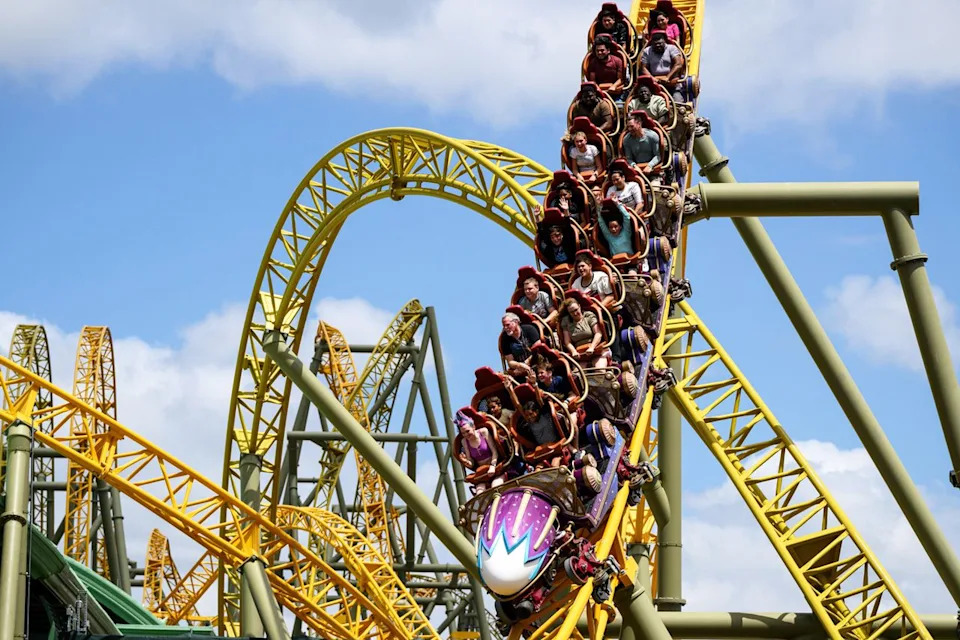 Universal Orlando Faces Five Lawsuits Claiming 'Severe' Injuries on Stardust Racers After September Fatality - Image 1