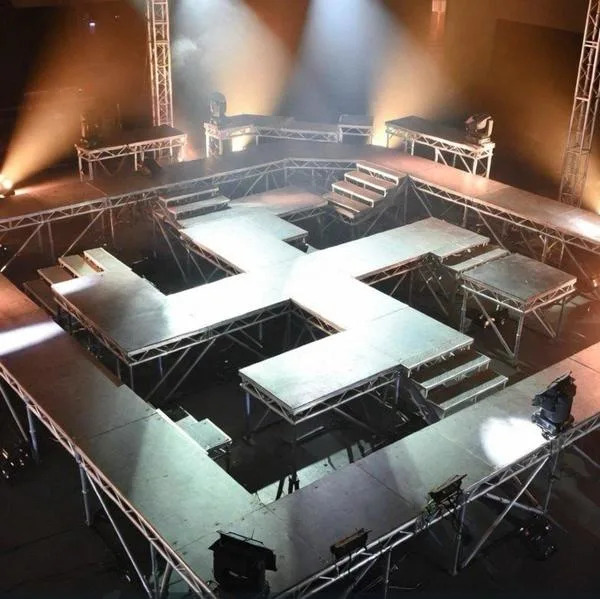 Fact Check: Austria's Eurovision 2026 Stage Is Not A Swastika — Fake Image From Satire Account - Image 1