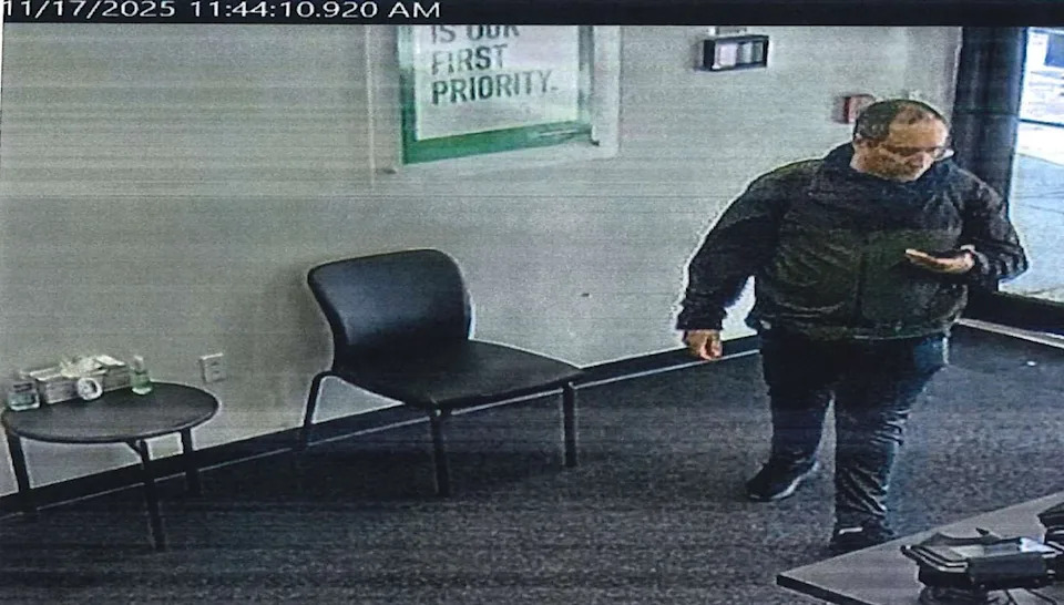 Former Classmates Recall 'Slave' Insult as Suspect in Deadly Brown, MIT Attacks Is Identified - Image 3