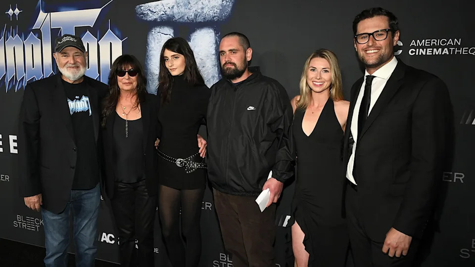 Bodies of Rob and Michele Reiner Returned After Autopsies; Son Charged With First‑Degree Murder - Image 2