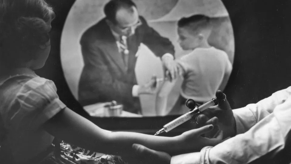 U.S. Vaccine Schedule Under Scrutiny: CDC Drops Routine Newborn Hepatitis B Dose — What It Means - Image 1