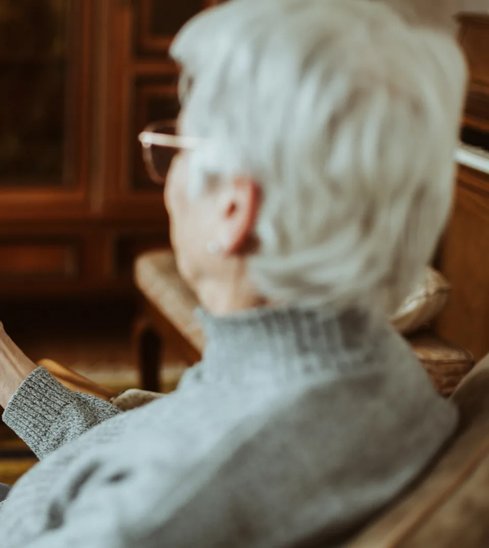 Caregivers Share Early Alzheimer’s Clues They Wish They’d Known Sooner - Image 4