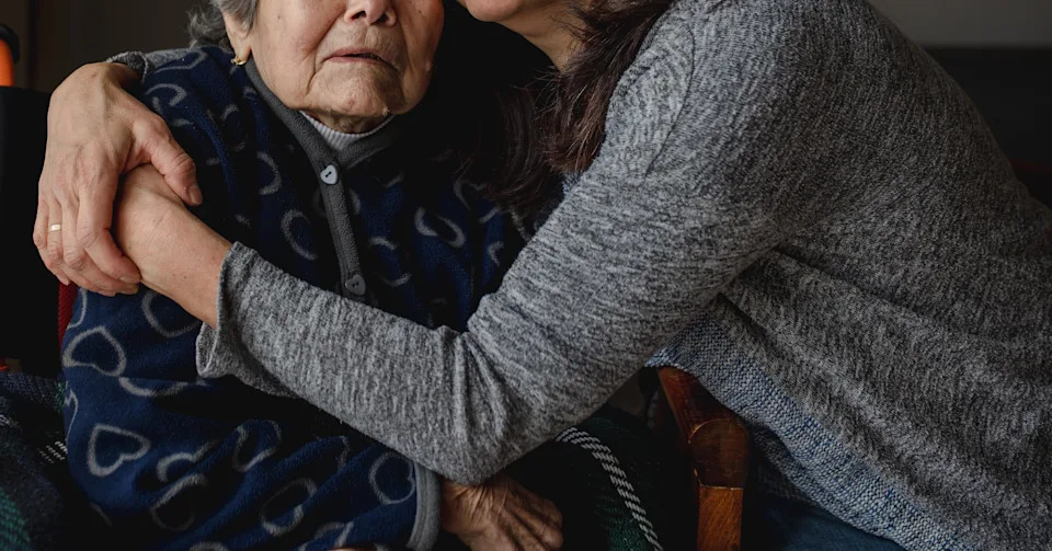 Caregivers Share Early Alzheimer’s Clues They Wish They’d Known Sooner - Image 7