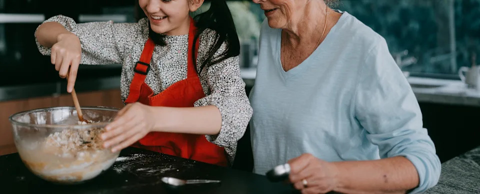 Caregivers Share Early Alzheimer’s Clues They Wish They’d Known Sooner - Image 9