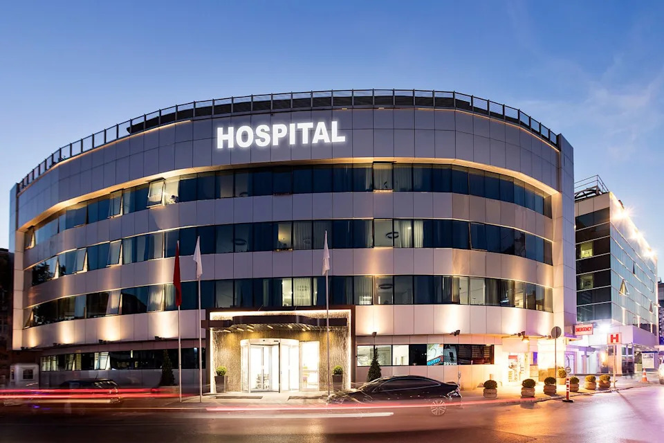 At Least Three Dead, More Than 40 Hospitalized After Suspected Mass Poisoning at Moscow Care Home - Image 1