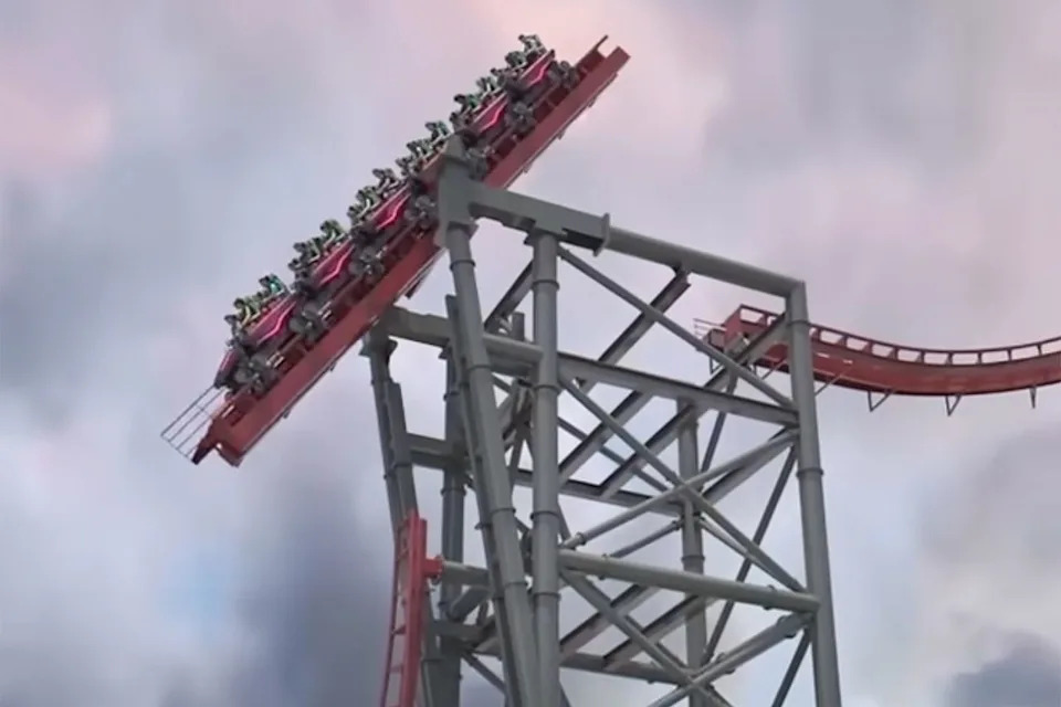Tilt Coaster Malfunction at COTA Leaves Two Riders Dangling 130 Feet - Image 4