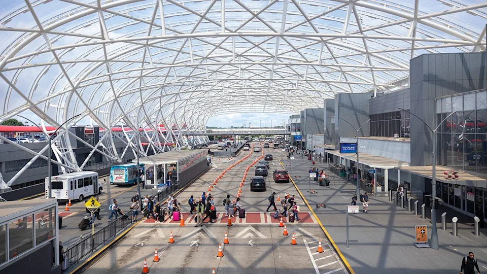 Man Hospitalized After Apparent Self-Inflicted Shooting at Atlanta Airport - Image 3