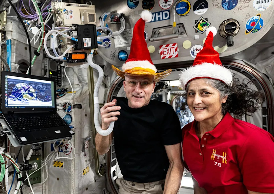Nine Festive Holiday Celebrations Aboard the ISS: 25 Years of Space-Station Traditions - Image 8