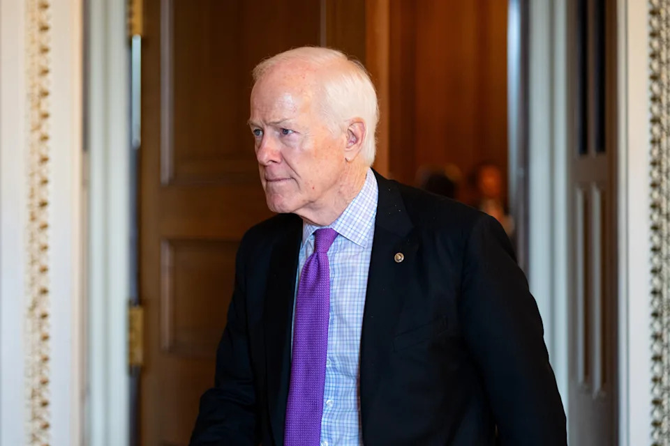 Jasmine Crockett Calls Out JD Vance’s ‘Street Girl’ Remark as Racist — Defends Record and Leads Senate Primary - Image 1