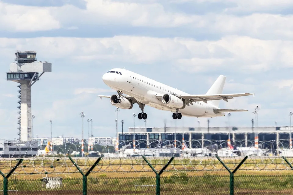 This Was 2025’s Most Delayed Airline — Surprising Winners, Losers and What Caused the Chaos - Image 2