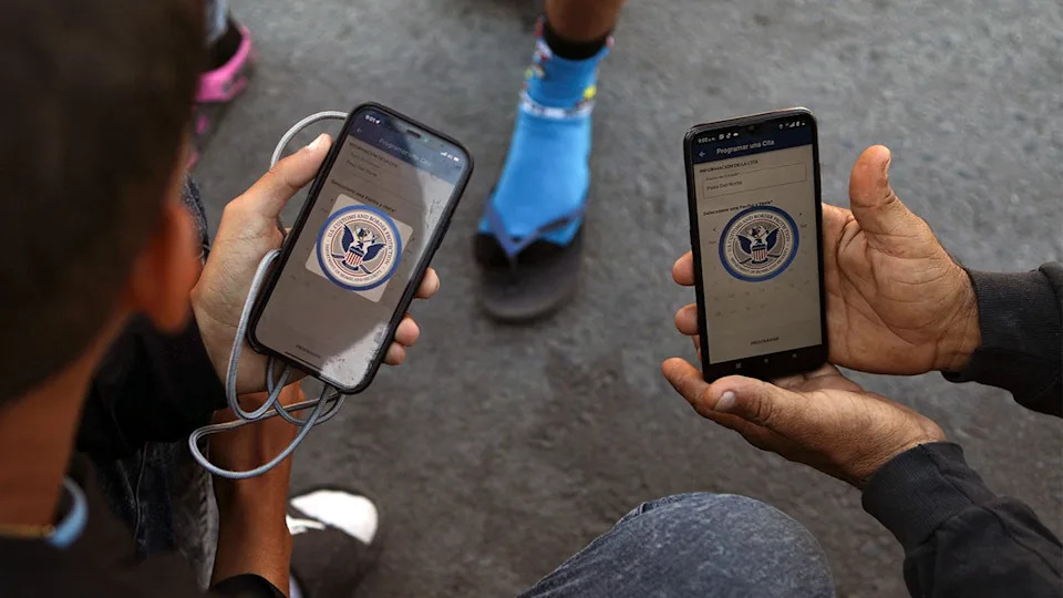 ICE Officers Injured in St. Paul After Suspect Allegedly Rams Vehicles and Strikes Agents - Image 3