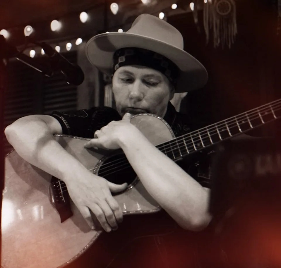 Folk Singer Kristy Lee Cancels Kennedy Center Show After Trump’s Name Is Added, Cites Integrity - Image 2