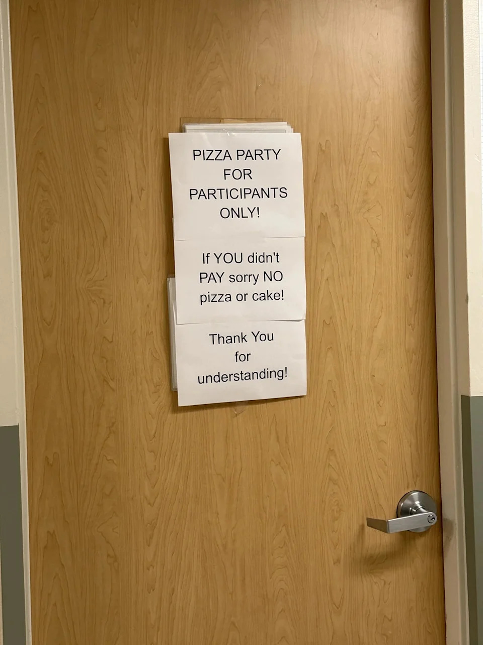 68 Shockingly Bad Workplaces From This Year That Capture What Working in America Feels Like - Image 5