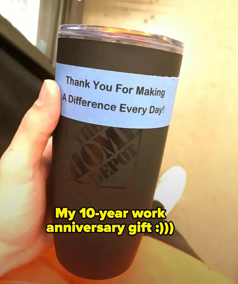 68 Shockingly Bad Workplaces From This Year That Capture What Working in America Feels Like - Image 42