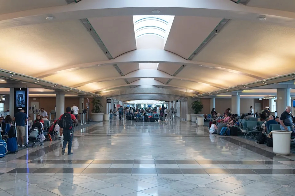 Orlando Tops U.S. Holiday Delay List — More Than 1 in 4 December Flights Arrive Late - Image 2