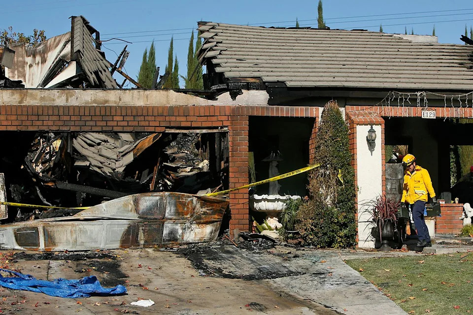 Covina Christmas Massacre: Man Dressed as Santa Kills Ex-Wife and Eight Relatives - Image 3